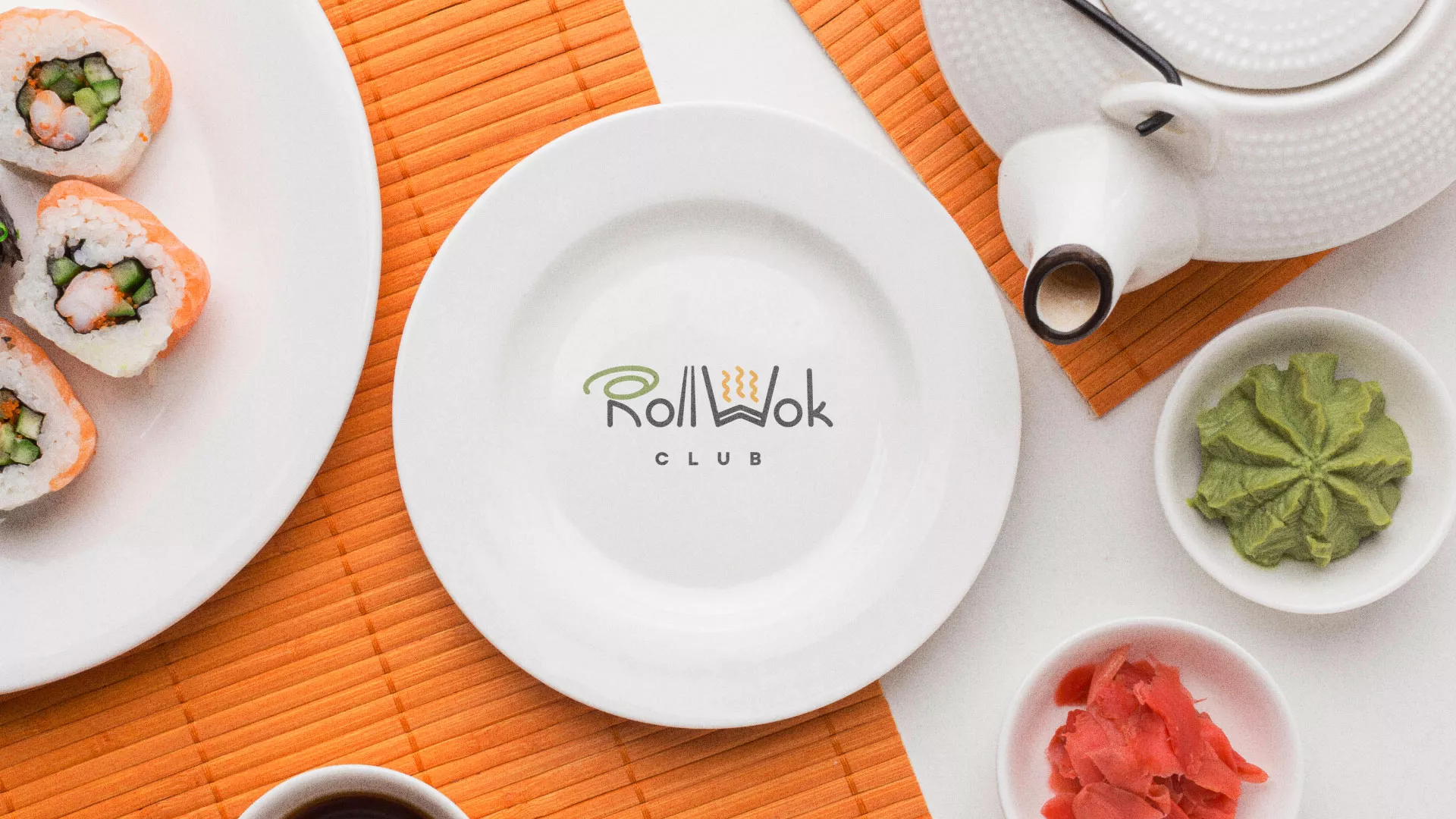 Разработка логотипа и фирменного стиля в Черкесске для суши-бара «Roll Wok Club»